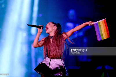 Ariana Grande 
