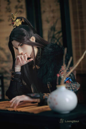 一曲离肠，一酒断愁。