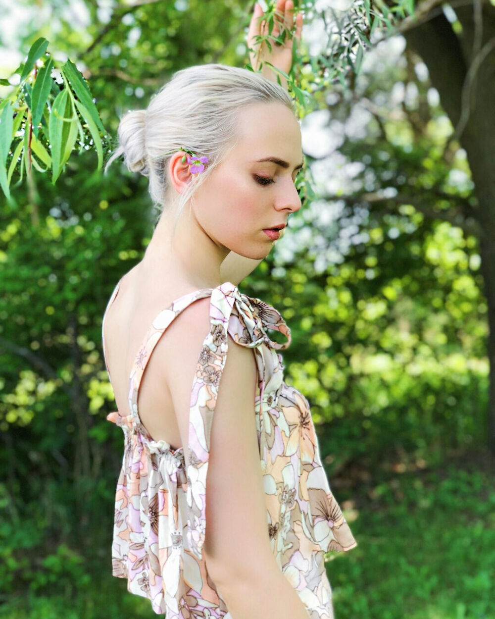 Madilyn Bailey 来自微博