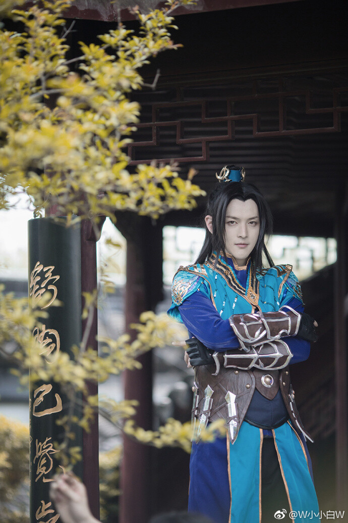 #斗罗大陆# #cosplay#
“千手修罗”唐三 CN：小小白