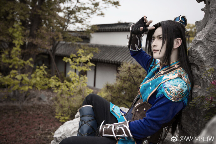 #斗罗大陆# #cosplay#
“千手修罗”唐三 CN：小小白