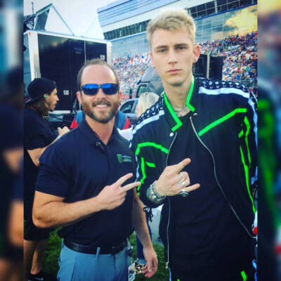 MGK
枪爷