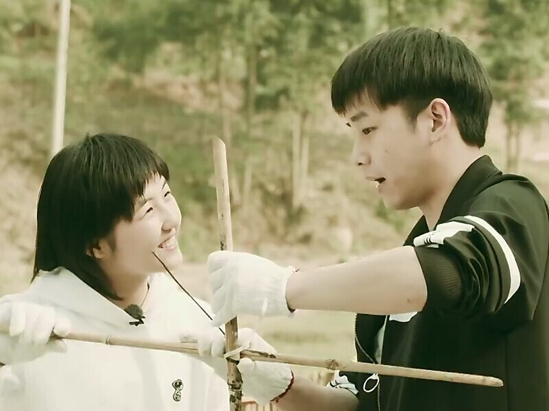 张子枫彭昱畅向往的生活