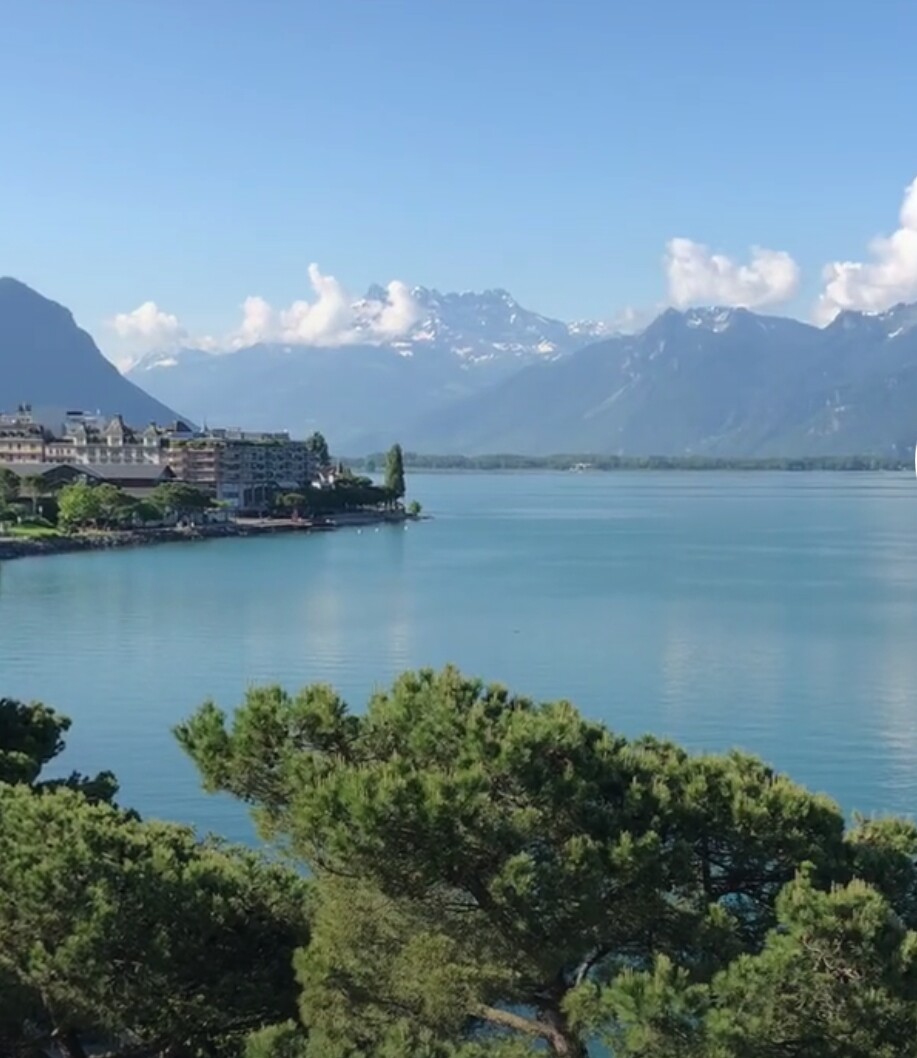 苏浪恩彩虹瑞士紫霞牛奶海美景自截二转点赞