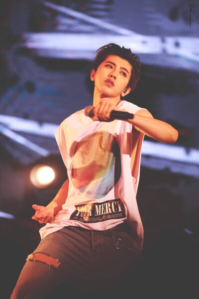 始于颜值，忠于才华