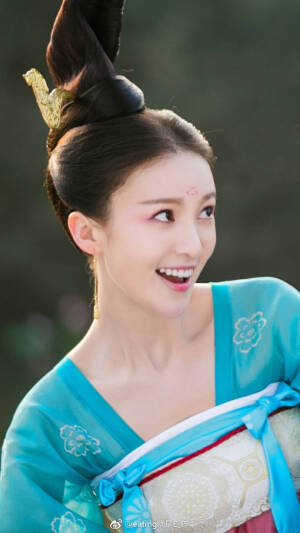 萌妃驾到，步萌。金晨。