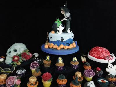 翻糖万圣节蛋糕，翻糖万圣节甜品台