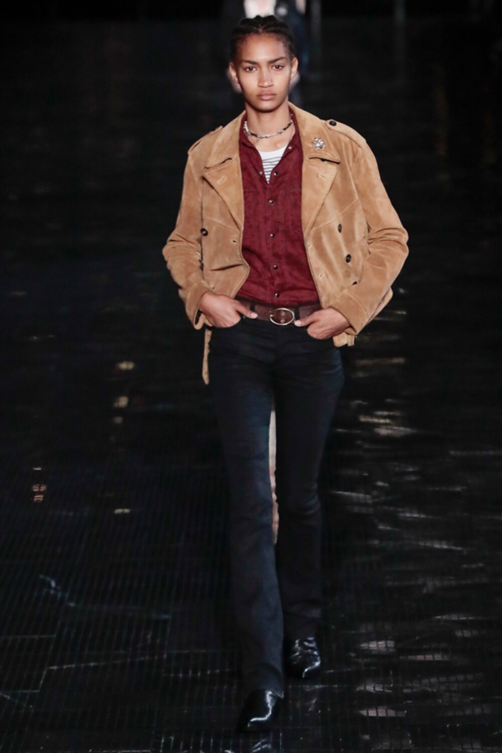 Saint Laurent（圣罗兰）移师纽约举行2019春夏系列男装秀