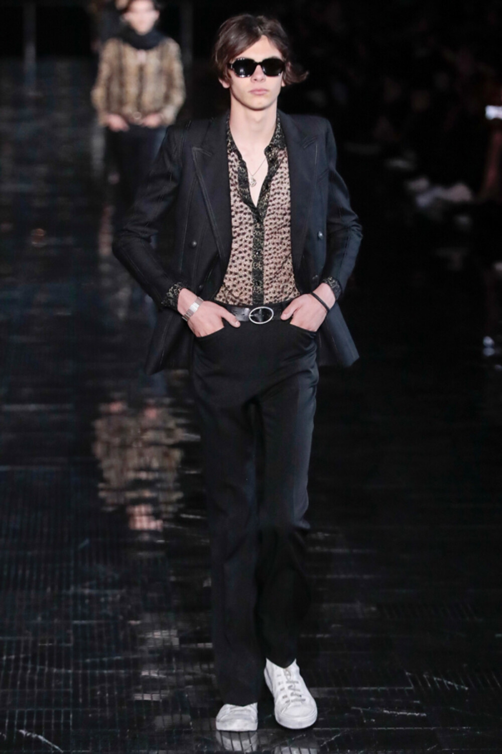 Saint Laurent（圣罗兰）移师纽约举行2019春夏系列男装秀