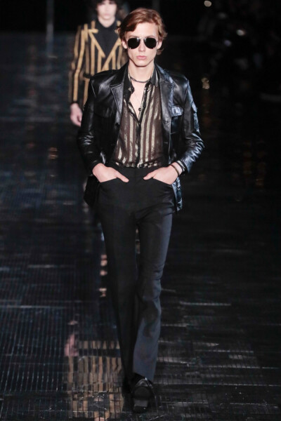 Saint Laurent（圣罗兰）移师纽约举行2019春夏系列男装秀