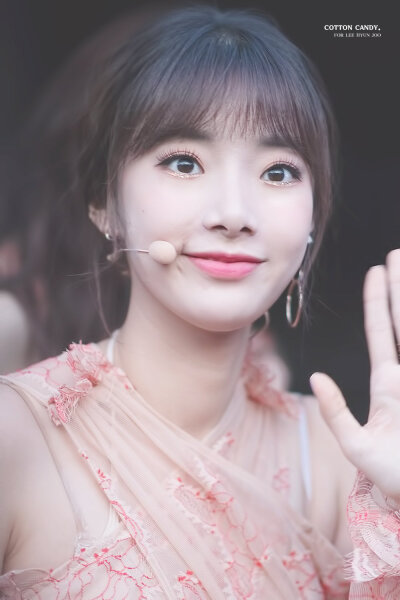 李玹珠  
180526 mini见面会高清饭拍
©cotton candy