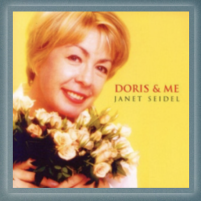 歌名：que sera sera
歌手：Janet Seidel
专辑：'Doris & Me'
第一次听这一首歌是手岛葵的版本，开曲是轻松的吉他调，
阿葵唱把这首歌唱的很温柔，有点娇俏，少女感十足，我甚至可以幻想出一个很乖的少女轻搂母亲，…