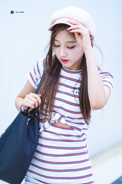 Lovelyz 郑睿仁