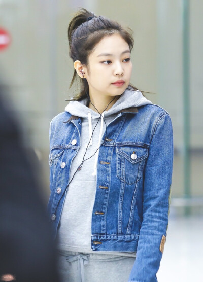 180326 济州岛-金浦 jennie