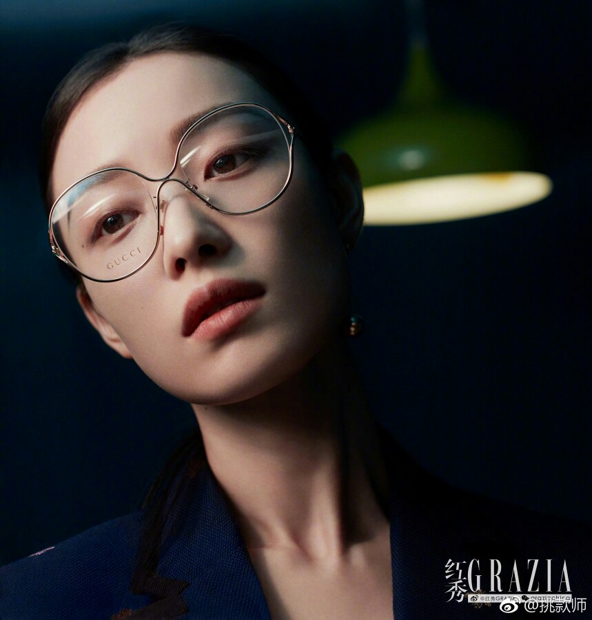 倪妮 x《红秀GRAZIA》第359期，喵总总能驾驭一些素净寡淡的风格，气质没得说