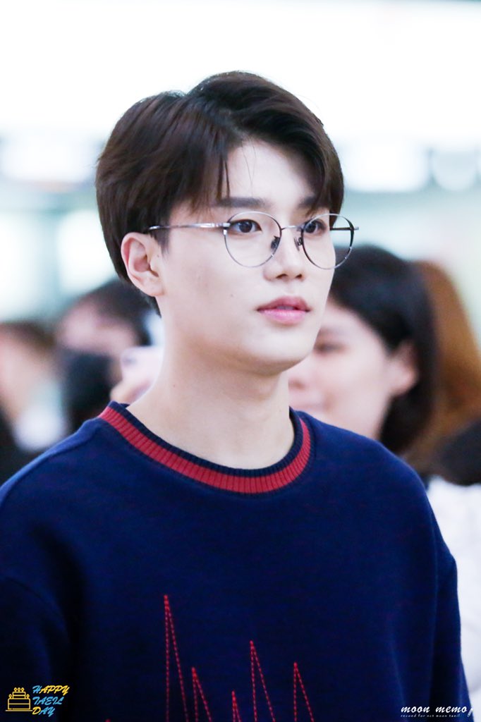 #文泰一0614生日快乐#
文泰一 Taeil 「1994.06.14」
