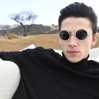 男模Ash Stymest. 图源ins：recklesstymest