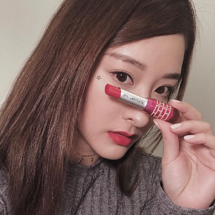 shu uemura x Super Mario Bros. 的X’mas collection真係好可愛！我最鍾意限量版嘅stamp liner同rouge unlimited 豐盈啞緻唇膏 O网页链接 ​​​​