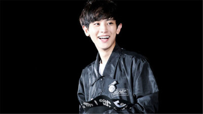 朴灿烈 exo 橙光背景