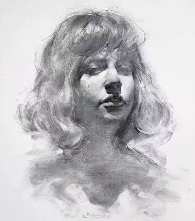 
美籍韩裔画家 Zin Lim
素描人物