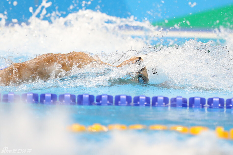 中国男子4x100自由泳接力成绩被取消，宁泽涛首秀夭折