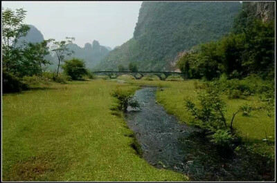 美丽的乡村田园生活，远离城市的车水马龙，喧嚣与浮躁! 心目中所向往的生活，就是这样自由自在的小日子!