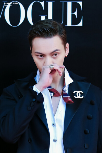 【陈伟霆 William Chan】180615 Vogue Film时装电影展开幕酒会 1375 X 2064 px (图源: 微博@CrushFlipped_陈伟霆个人站 weibo.com/6181976332/GlGfvDo7H)