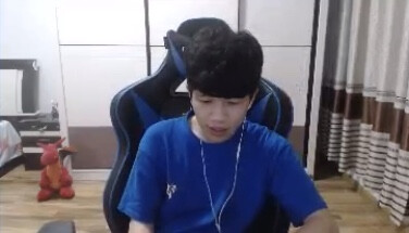 锐雯 狗贼啊