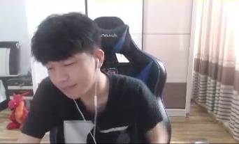 锐雯 狗贼啊