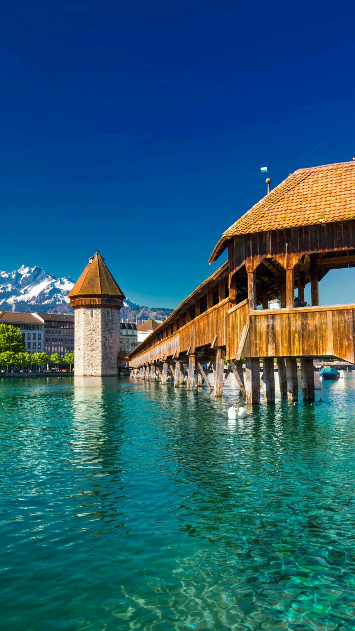 瑞士
卡佩尔桥
卢塞恩的地标建筑