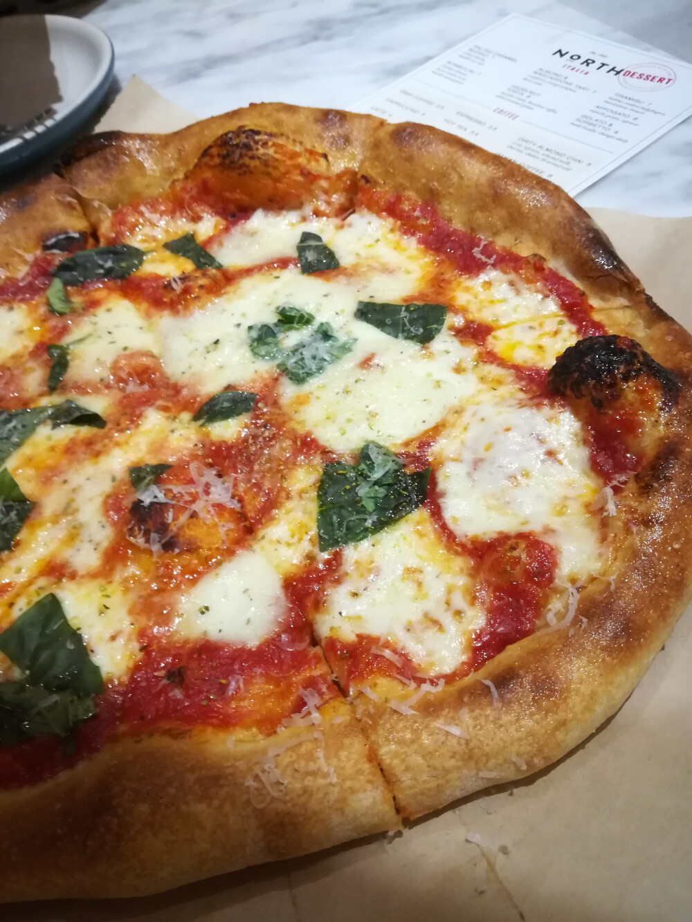 Pizza Margherita, North Italia