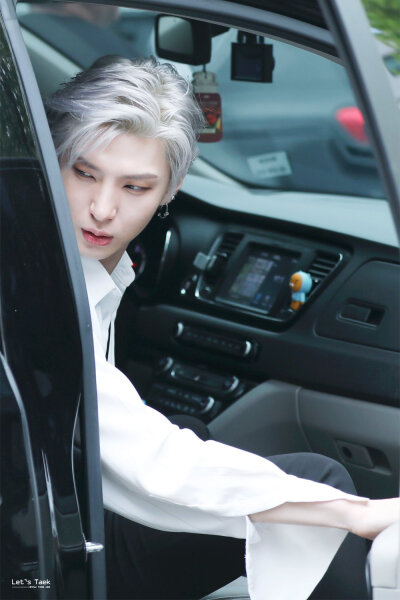 vixx leo 郑泽运