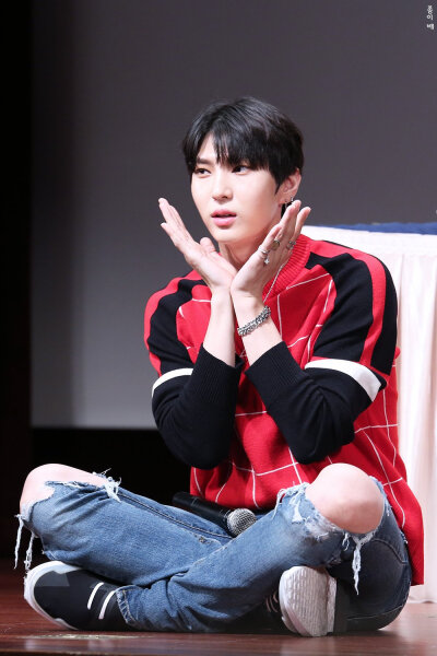 vixx leo 郑泽运