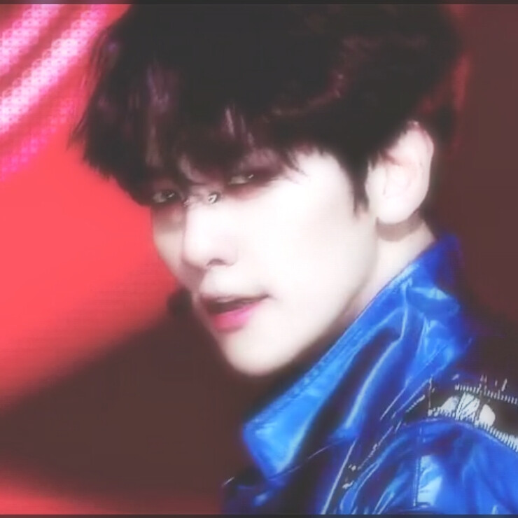 边伯贤cr 沈佳悦