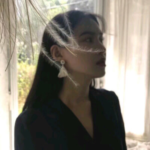 想好好在一起♡
粉色牛奶糖. 女生头像 玩网头像 韩系头像 ins 头像 闺蜜头像 酷 小清新