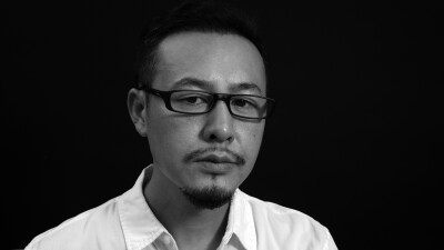 张颂文