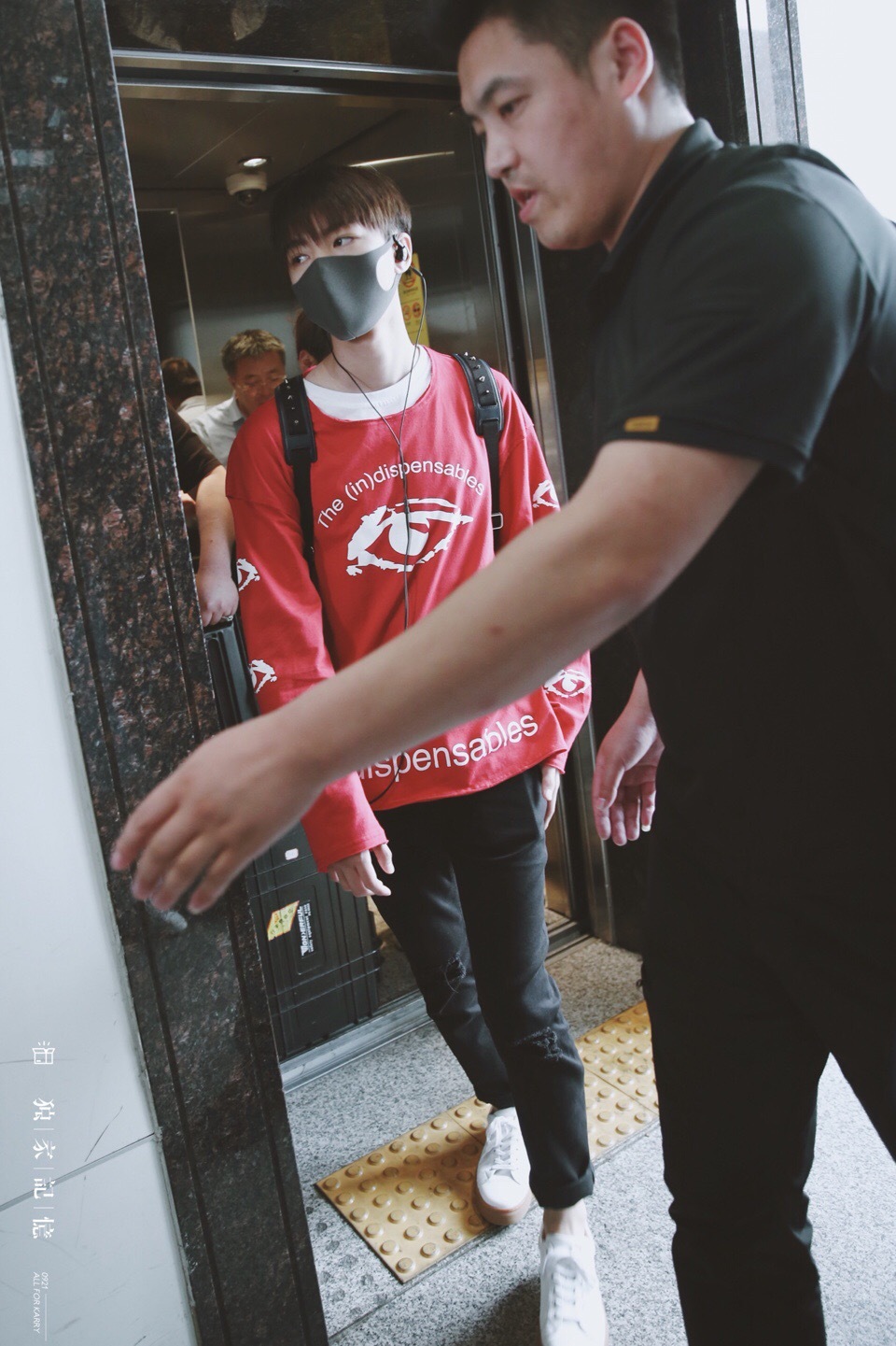 2018.05.26 上海 ✈️ 北京出发 cr.独家记忆