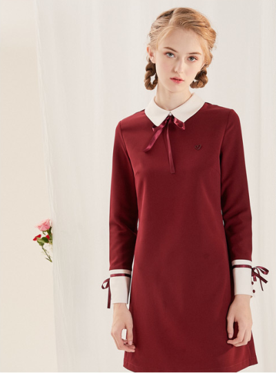 生命中所有的灿烂，终要寂寞偿还。
