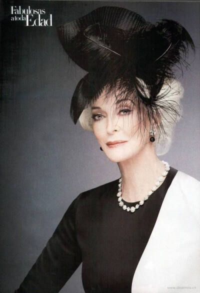 Carmen dell orefice 模特界的神奇