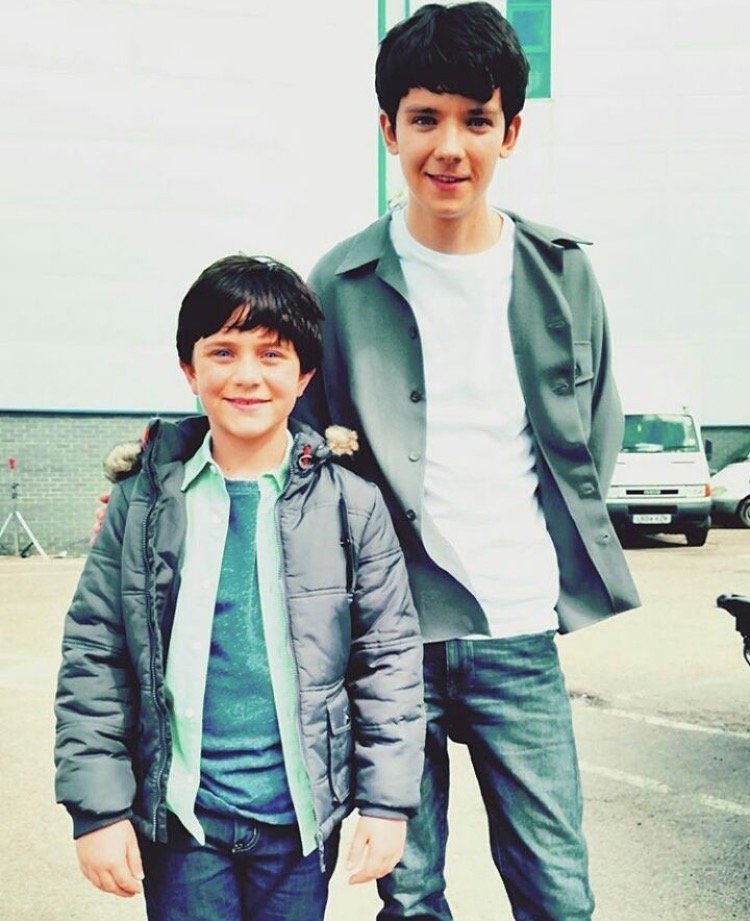 Asa Butterfield 阿沙