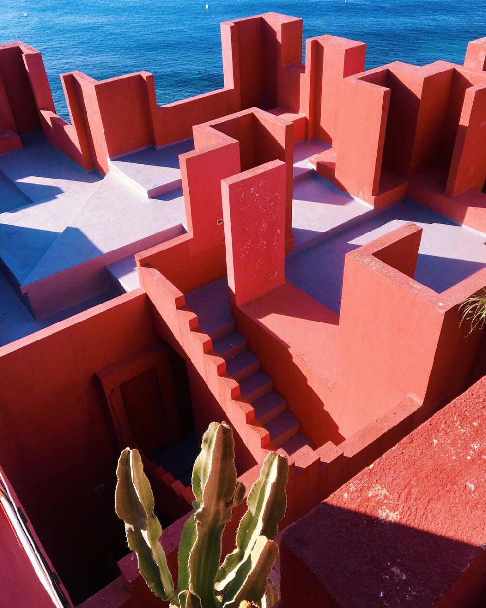 La Muralla Roja ​