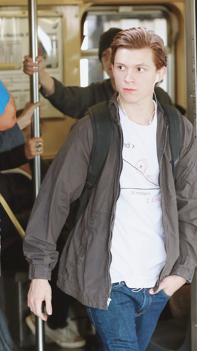 荷兰弟
汤姆赫兰德