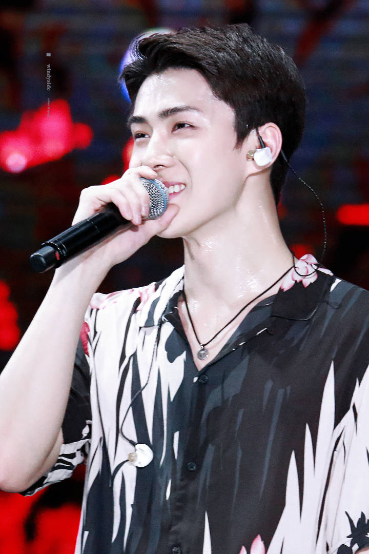 SEHUN 吴世勋