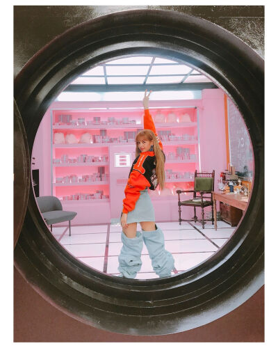 BLACKPINK LISA