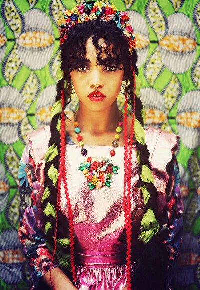 FKA twigs 神婆