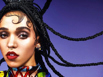 FKA twigs 神婆