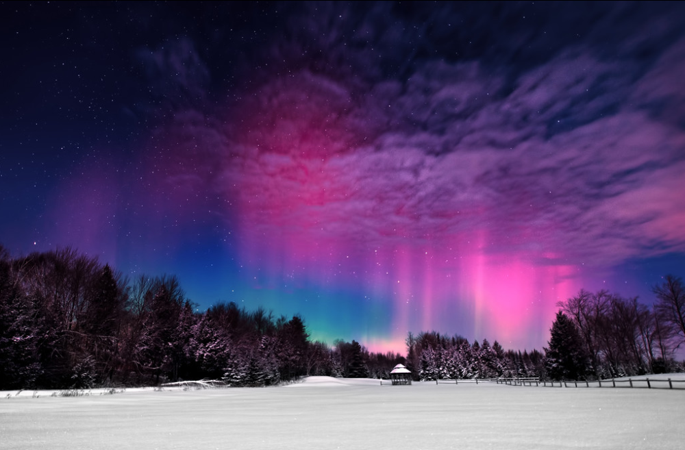 缅因州上空的极光moonlightauroraovermaineimagemiketaylor6767