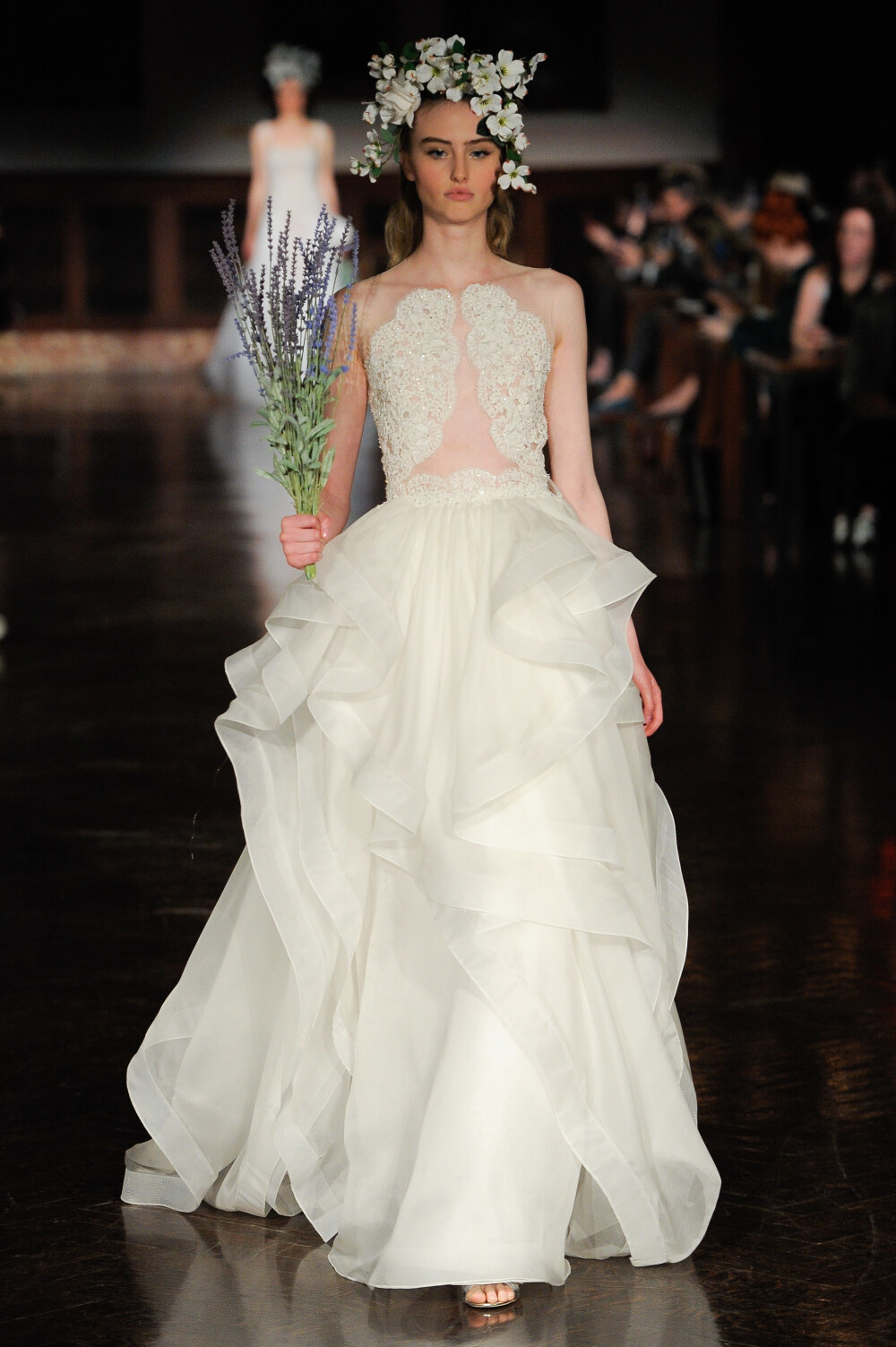 Reem Acra（雷姆·阿克拉）2019纽约婚纱周春夏婚纱发布秀