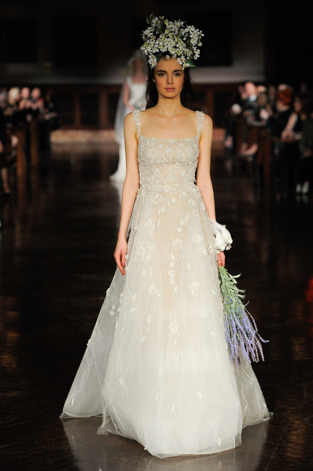 Reem Acra（雷姆·阿克拉）2019纽约婚纱周春夏婚纱发布秀