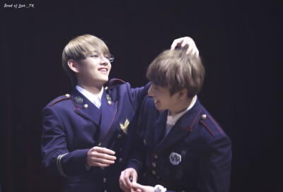 kookv
cr.logo